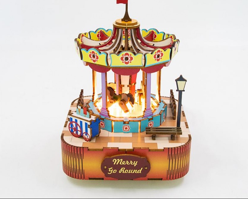 八音盒-旋轉(zhuǎn)木馬